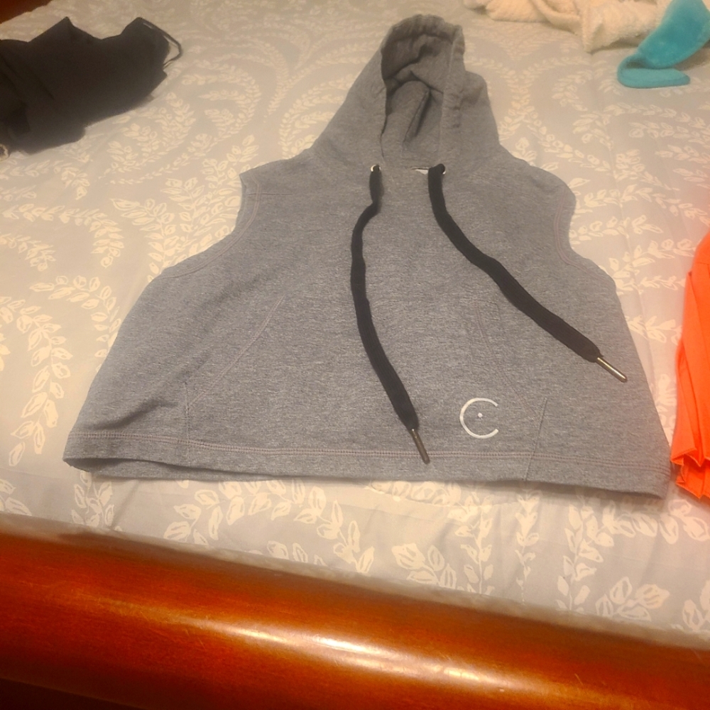 Gray tank